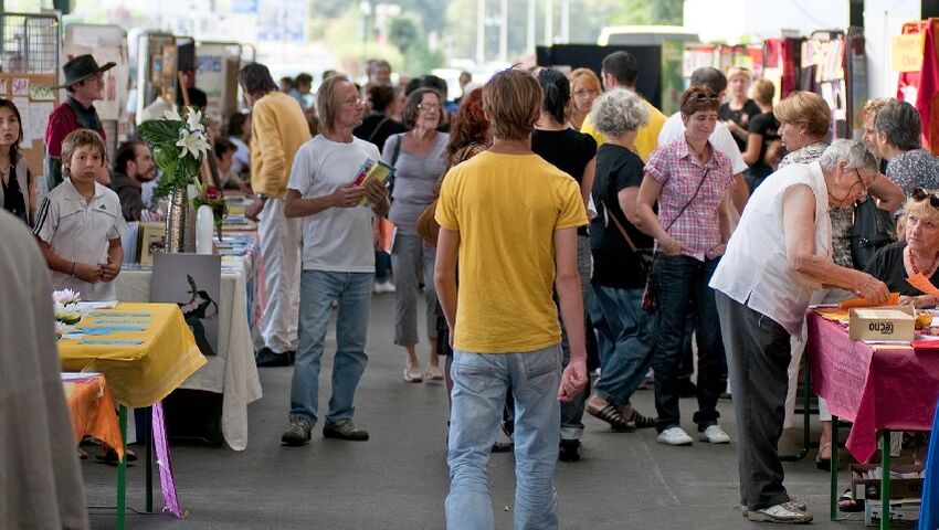 Forum Associations