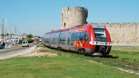 Ligne Nîmes-Le Grau du roi