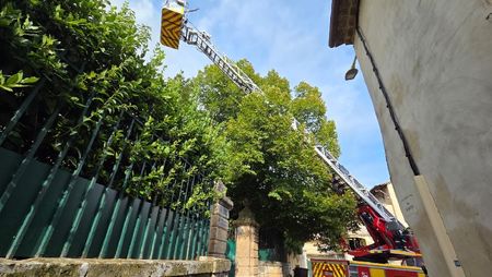 La foudre sur le Château de Sanilhac