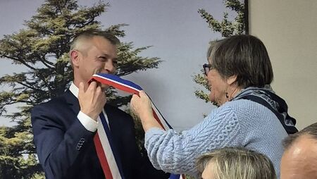 Fred Malher , Maire.