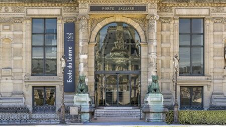 Ecole du Louvre